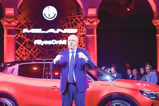 „Alfa Romeo“ vadovas J.Ph.Impalato pristatė naują modelį kaip „Milano“, tačiau dabar pavadinimas jau kitoks.