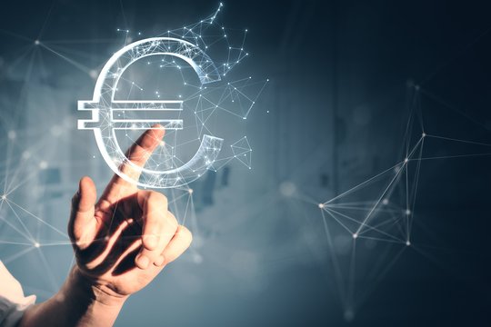 Skaitmeninis euras – skaitmeninės formos centrinio banko pinigai, kuriuos galima naudoti bet kokiems elektroniniams atsiskaitymams fizinėse ar elektroninėse prekybos vietose arba tarpusavyje.