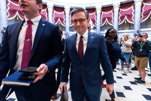 JAV – ilgai lauktas lūžis dėl paramos Ukrainai: po respublikonų žaidimų Atstovų Rūmai tarė „taip“