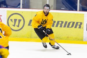 Kontrolinėje akistatoje Lietuvos ledo ritulininkai nusileido ukrainiečiams