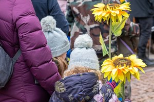 Reiškiant palaikymą Ukrainai Tuskulėnų parke pasėtos saulėgrąžos