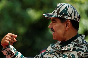 Mažai žinomas diplomatas pažadėjo Venesuelos prezidento rinkimuose galynėtis su N. Maduro
