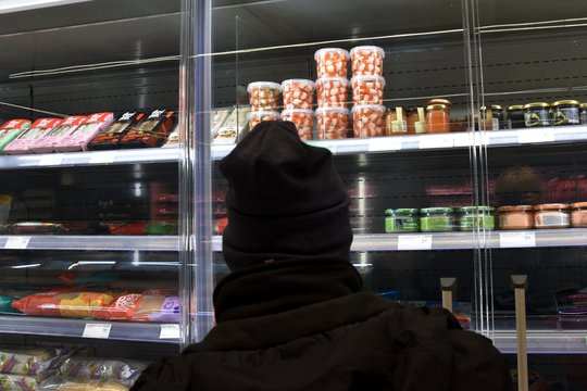 Lietuviai pirktų Rusijoje veikiančios įmonės prekę, jei tik ši pigesnė: kalta kainų krizė ar propaganda?