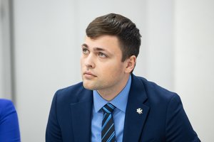 Švietimo viceministru skiriamas ministro patarėjo pareigas ėjęs I. Gaižiūnas