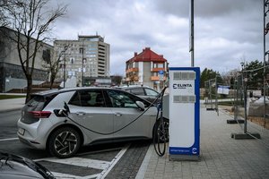 Elektromobilius išbandę lietuviai jų atsisako ir vos po dvejų metų: paaiškino, kodėl taip nutinka