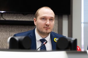 Švietimo bendruomenė tikina, kad idėja mokytojo profesiją padaryti prestižine – žlugusi: apie ją buvęs ministras nė nežinojo