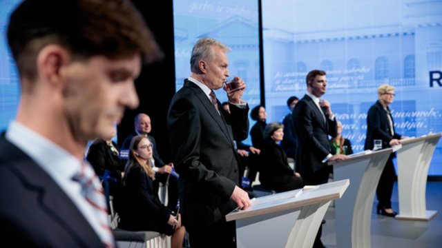Apžvelgė kandidatų į prezidentus debatus: žeria kritiką politikų nepasiruošimui