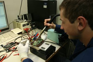 EP priėmė su remonto darbais susijusį įstatymą, kuris išeis į naudą vartotojams – štai ką jame įtvirtino