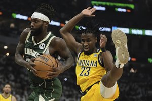 G. Antetokounmpo sugrįžimo laukiantys „Bucks“ prarado serijos namų pranašumą