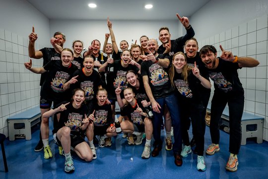  „Kibirkštis“ ketvirtus metus iš eilės tapo Lietuvos čempionėmis