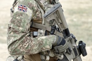 Jungtinės Karalystės vyriausybė gali dislokuoti karius Gazoje