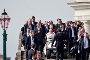 Po ilgos pertraukos popiežius išvyko į kelionę