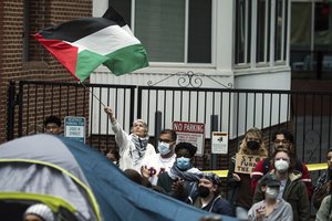 Pareigūnas: „Hamas“ pateiks atsakymą į Izraelio derybų pasiūlymą Egipte pirmadienį