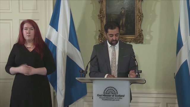 Byra Škotijos vyriausybė – atsistatydino ministras pirmininkas