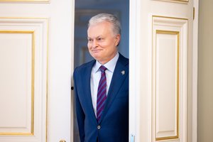 Prokuroras nepradėjo ikiteisminio tyrimo dėl G. Nausėdos paskelbtos žinios apie L. Volkovo užpuolikų sulaikymą