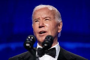 J. Bidenas ragina derybų partnerius „dėti visas pastangas, kad būtų susitarta dėl įkaitų paleidimo“