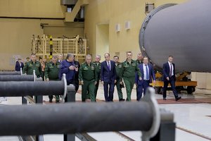 Paviešino šokiruojančius faktus apie Lietuvos įmones: už milijonus į Rusiją vežė kovos lauke naudojamas prekes
