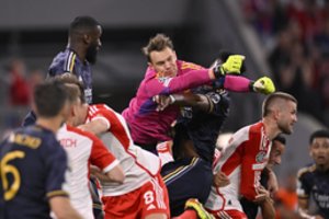 Po pirmosios dvikovos – jokio pranašumo: „Bayern“ ir „Real“ sužaidė lygiosiomis