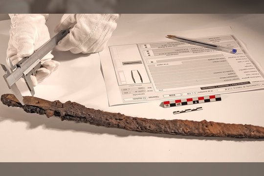 Ispanijos Valensijos mieste esantis retas kalavijas, pramintas „Ekskaliburu“, yra 1000 metų senumo.