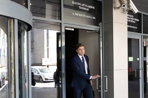 Jonavos merui M. Sinkevičiui siūlo skirti 30 tūkst. eurų baudą, 5 metus uždrausti dirbti valstybės tarnyboje