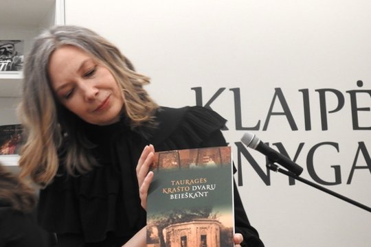 Uostamiesčio Immanuelio Kanto viešoji biblioteka paskelbė tradicinio jau 18-ojo konkurso „Klaipėdos knyga 2023“ rezultatus, pasveikino nugalėtojus.