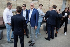 Kandidatai į prezidentus nesutaria dėl šeimos sąvokos: pasipylė kaltinimai dėl netęsiamų pažadų