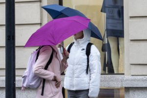 Vasariški orai iš Lietuvos pasitrauks: šalį skalaus gausus lietus, vietomis sugriaudės perkūnija