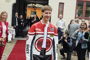 Likus dienai iki pasirodymo didžiojoje „Eurovizijos“ scenoje S. Belt prabilo apie užklupusią ligą