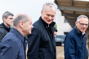 Atvykęs O. Scholzas pasiuntė žinutę Lietuvai, G. Nausėda pabrėžė Vokietijos brigados svarbą