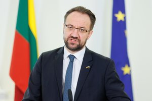 Bankų sprendimą didinti paslaugų įkainius įvertino ir G. Šimkus: „Tai kelia klausimų tiek mums, tiek ir visai visuomenei“