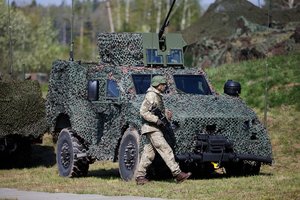 KAM pateikė kariuomenės struktūros pakeitimus dėl divizijos: kuriamas tankų batalionas, didinamas šauktinių skaičius