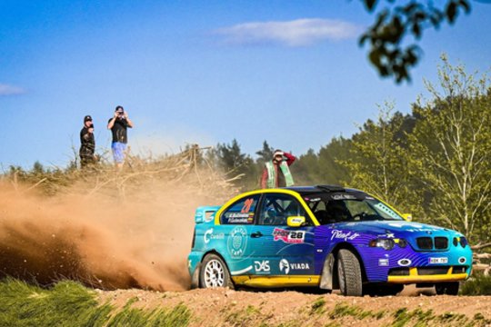 Praėjusį šeštadienį Visagine surengtas Lietuvos automobilių ralio sprinto čempionato antrasis etapas. 
