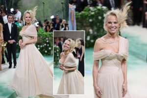 „Met Gala“ renginyje 56-erių „Gelbėtojų“ žvaigždė P. Anderson sulaužė svarbią taisyklę