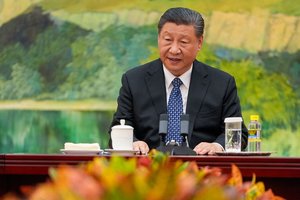 Xi Jinpingas sukritikavo NATO prieš vizitą Serbijoje