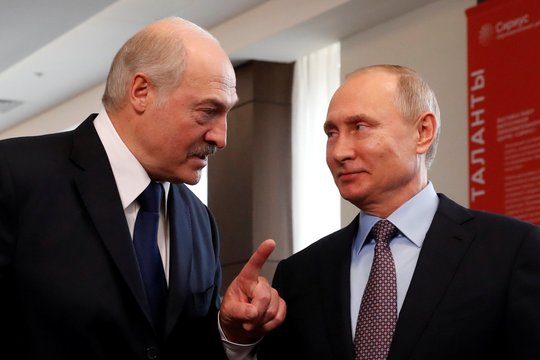 A. Lukašenka prisideda prie V. Putino – ruošiasi branduolinėms pratyboms