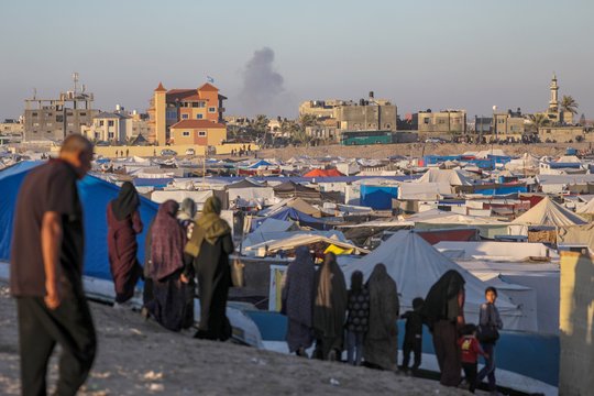 Perkeltieji palestiniečiai Rafos paplūdimyje.