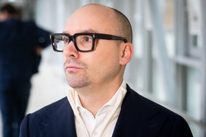 Vyriausybė pritaria siūlymui prezidentą ir premjerą įstatymiškai įpareigoti apsigyventi jiems skirtose rezidencijose