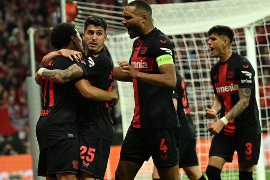  Dramą išgyvenę „Bayer“ ir be problemų laimėję „Atalanta“ – UEFA Europos lygos finale