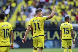 „Villarreal“ po dramos ir neįskaityto įvarčio išplėšė pergalę prieš „Sevilla“