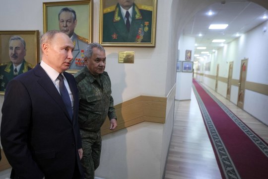 Vladimiras Putinas ir Sergejus Šoigu.