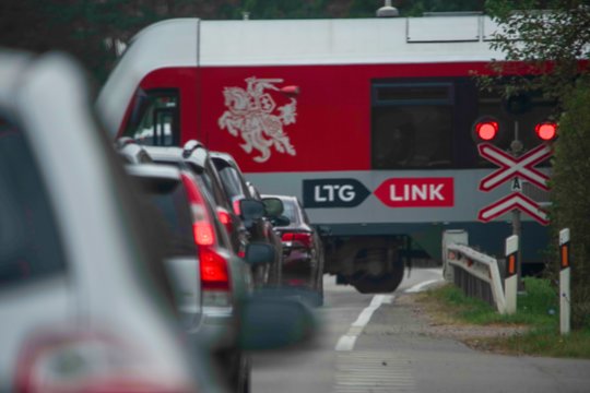 „LTG Infra“ pasirašė sutartį dėl 9 prioritetinių pervažų tarptautiniame geležinkelių transporto koridoriuje Vilnius–Klaipėda modernizavimo.