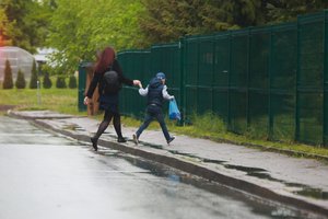 Pokyčiai vaiko tėvų globėjams: galės gauti atostogas vaikui prižiūrėti