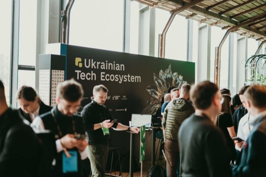  Rygoje vykusio kasmetinio renginio metu startuolių bendruomenė „TechChill“ paskelbė, kad vyksta į Ukrainą ir kviečia prisijungti inovacijų ekosistemą.