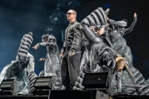 Jau šį savaitgalį Lietuvoje koncertuosiantis J Balvin pristatytas geriausio atlikėjo apdovanojimui