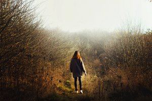 Nuo despotiško sektos lyderio pabėgusi translytė dukra: „Jis vis tiek mano tėtis“