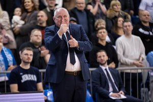 Į ateitį Jonavoje dviprasmiškai žvelgęs V. Šeškus – apie „Neptūno“ pasiūlymą ir kalbas podkastuose