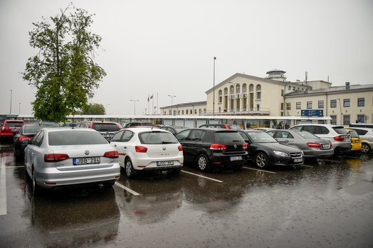 Tai žinoti būtina: nuo birželio 3-osios keičiasi eismo tvarka prie Vilniaus oro uosto.