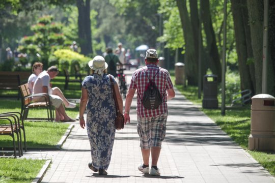 ​“Nature Communications“ duomenimis, dažnėjančios karščio bangos ateityje neigiamai paveiks iki 250 mln. vyresnio amžiaus žmonių visame pasaulyje.