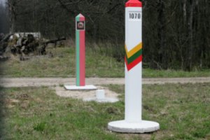 Medininkų pasienio punkte laikinai sutriko eismas: į Baltarusiją grąžinami migrantai nesutiko pereiti sienos