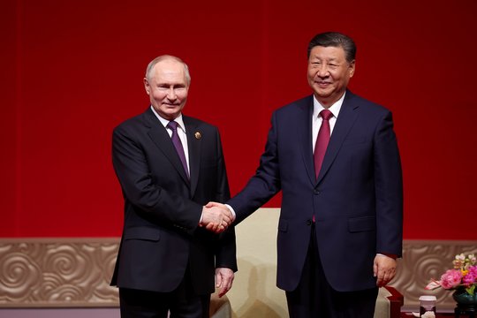  V. Putinas ir Xi Jinpingas.